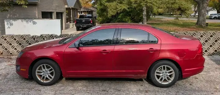 Ford Fusion 2010 photo 2