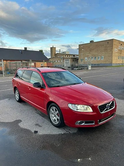 Volvo V70 2013 photo 3