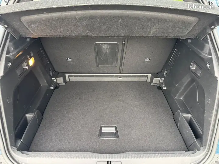 Peugeot 3008 2023 photo 5