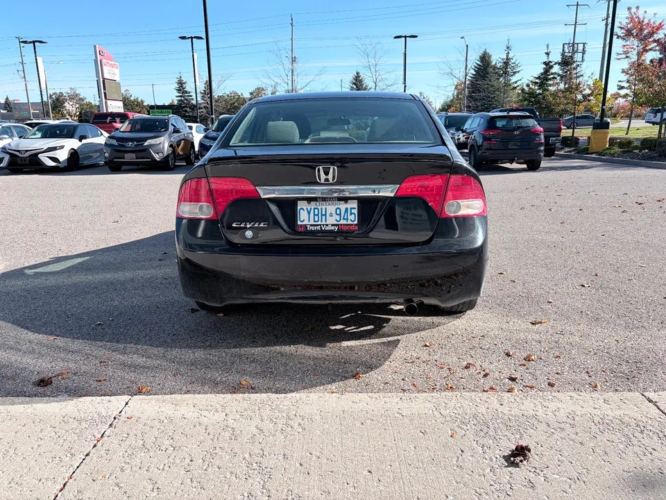 Honda Civic 2010 photo 4