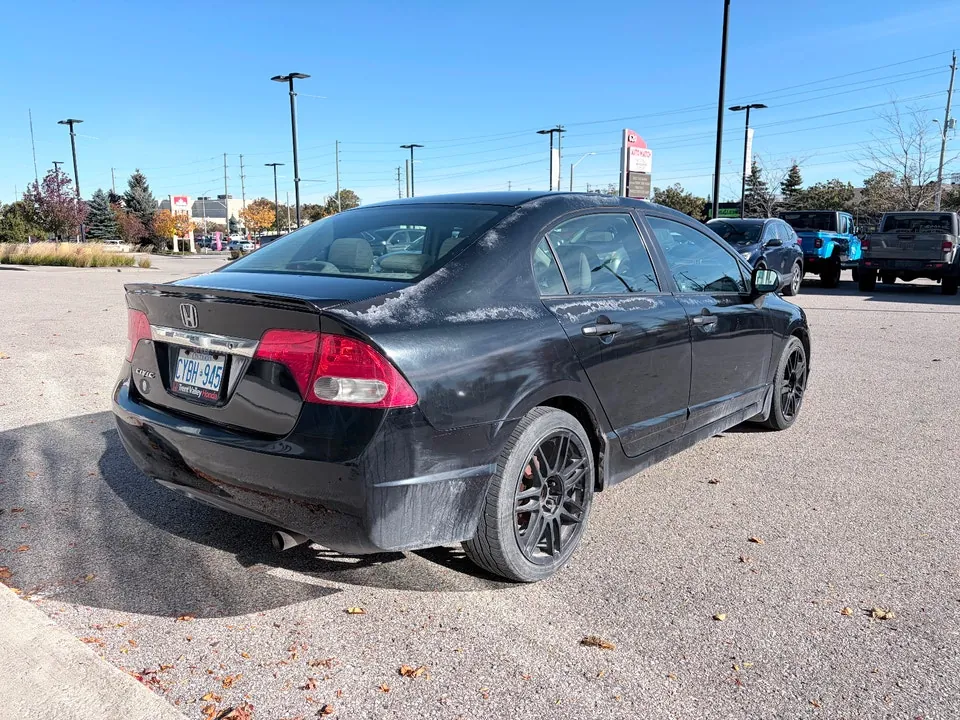 Honda Civic 2010 photo 3