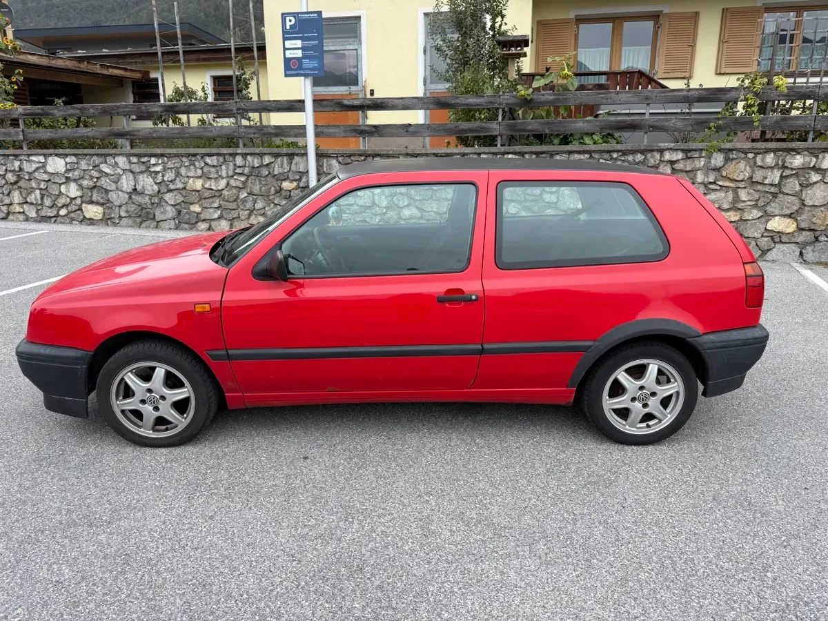 Volkswagen Golf 1994 photo 2