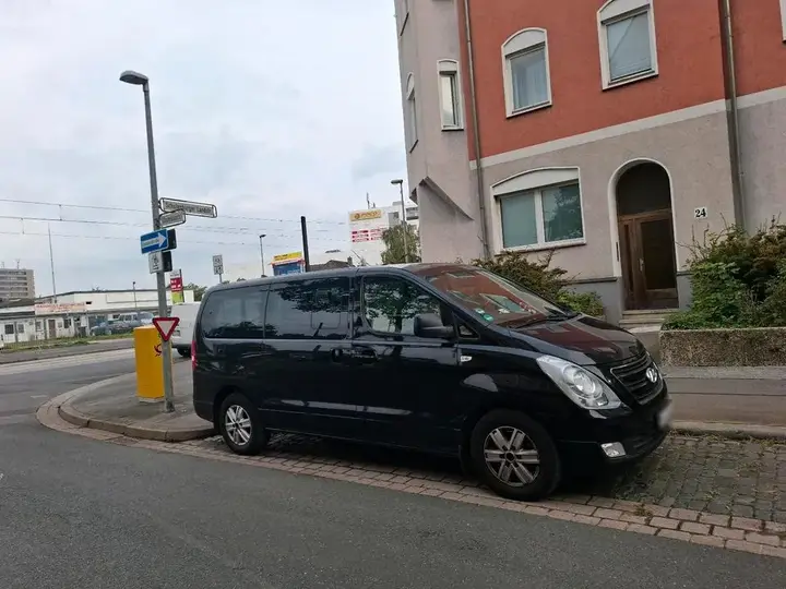 Hyundai H1