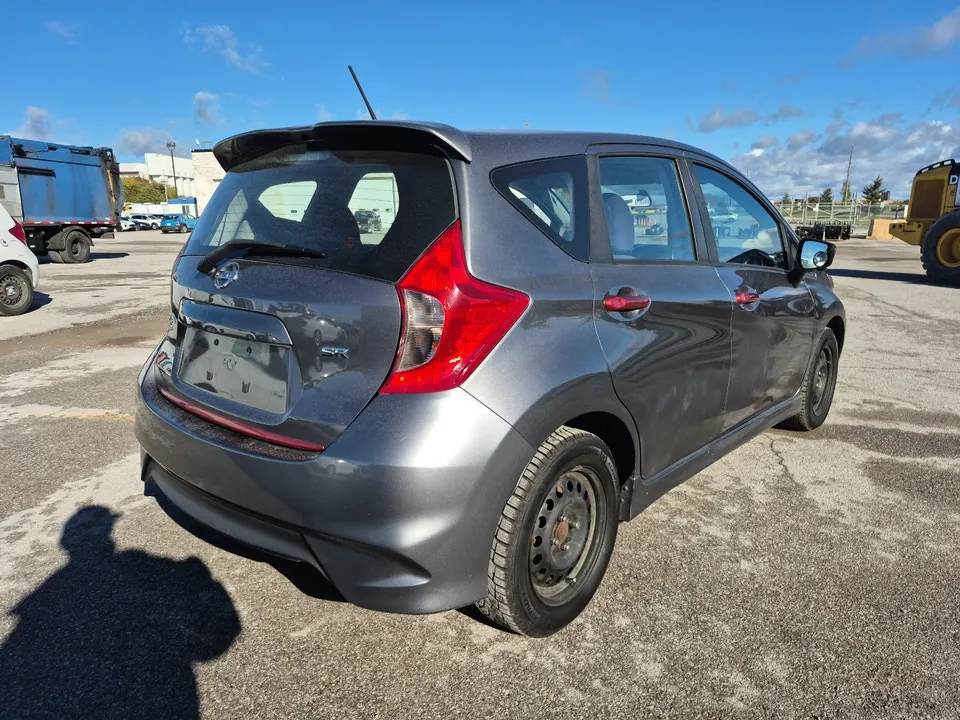 Nissan Versa Note 2018 photo 5