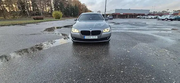BMW 530D 2010 photo 2