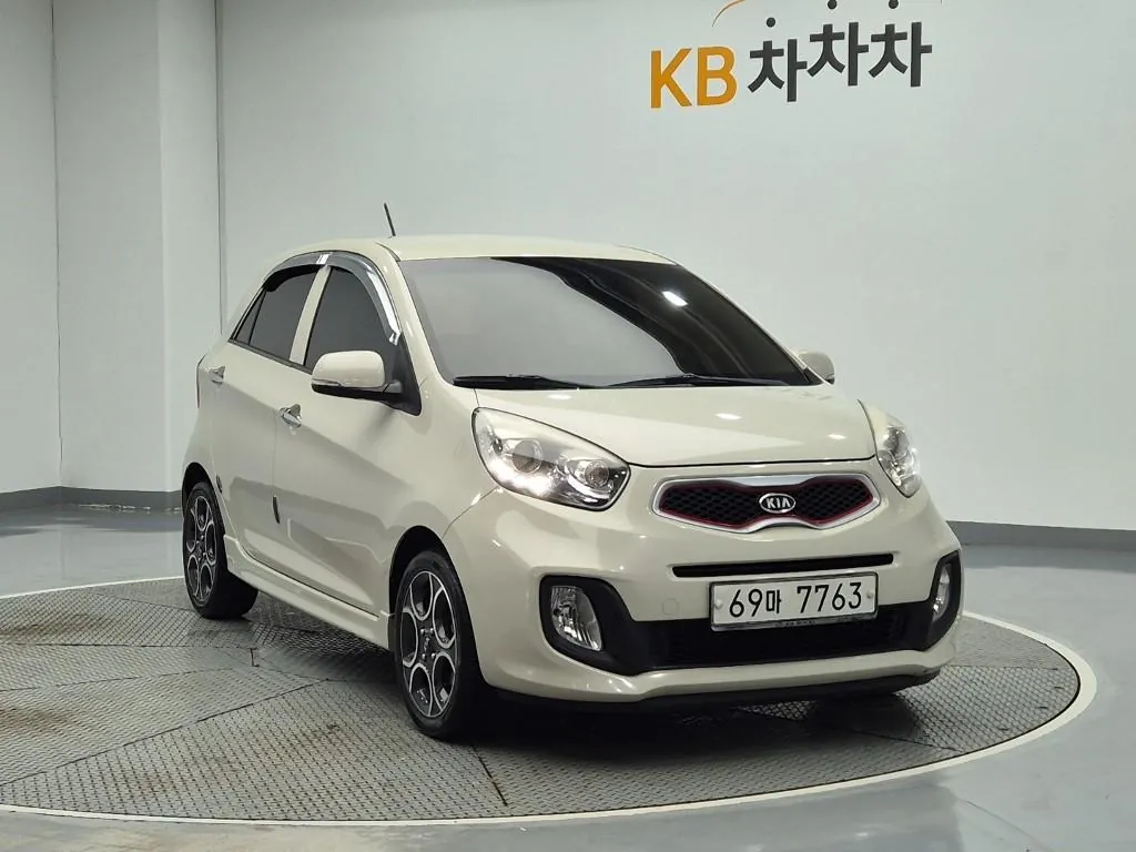 Kia Morning 2011 photo 4