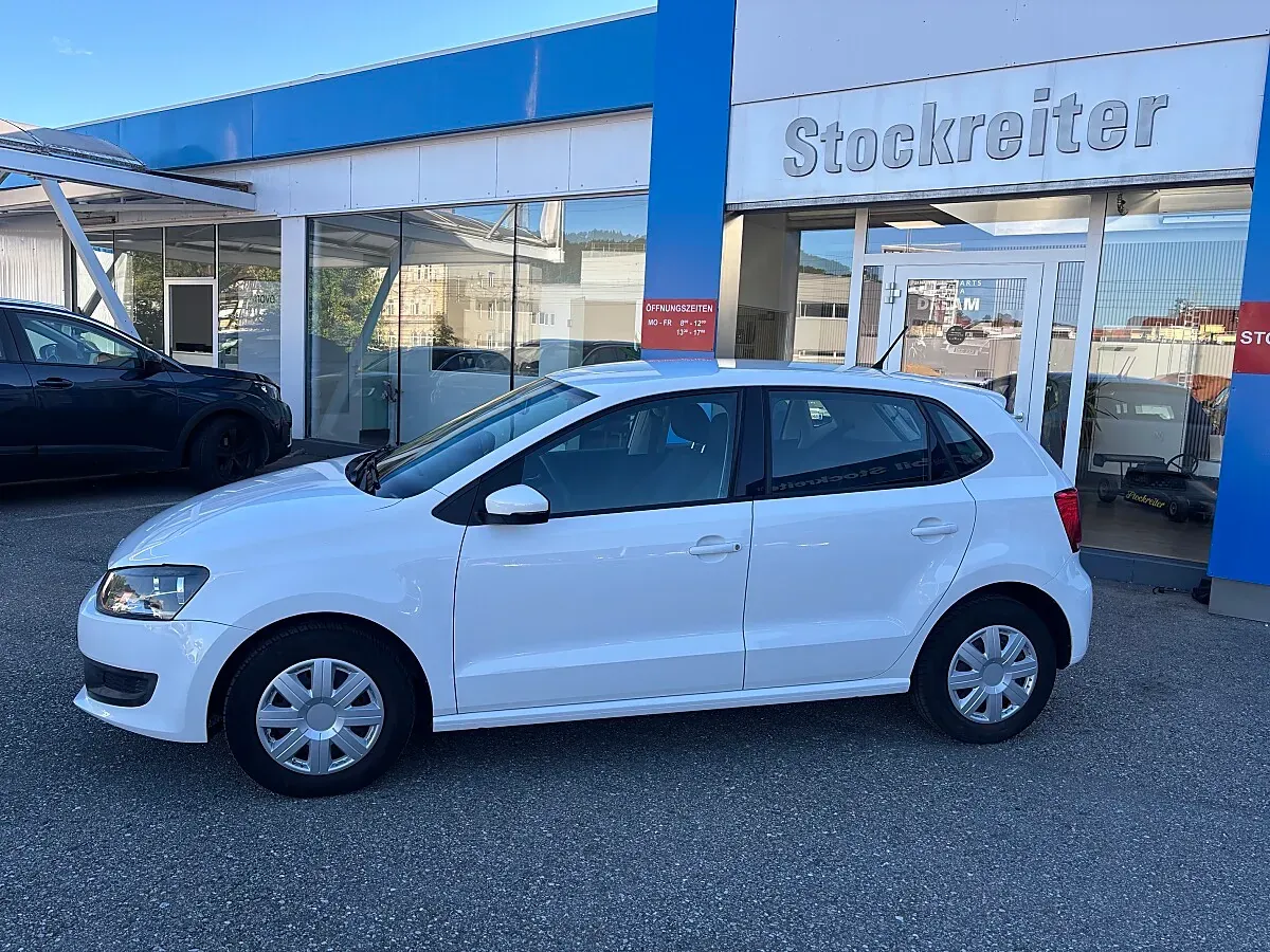Volkswagen Polo 2010 photo 2