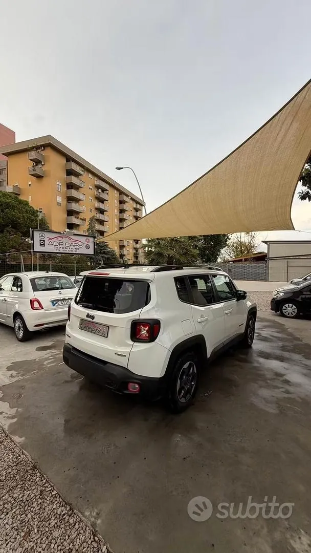 Jeep Renegade 2015 photo 3