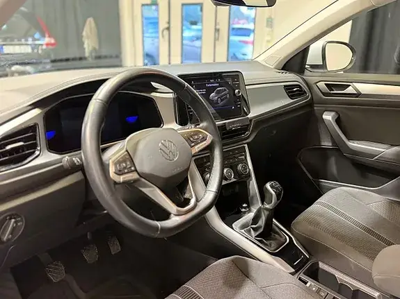 Volkswagen T-Roc 2022 photo 5
