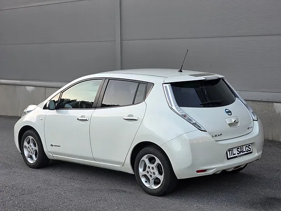 Nissan Leaf 2016 photo 4