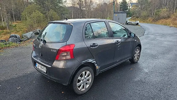 Toyota Yaris 2008 photo 5
