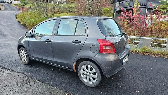 Toyota Yaris 2008 photo 4