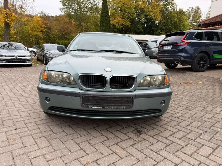 BMW 318I 2001 photo 2