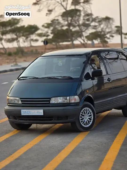 Toyota Previa 2002 photo 4
