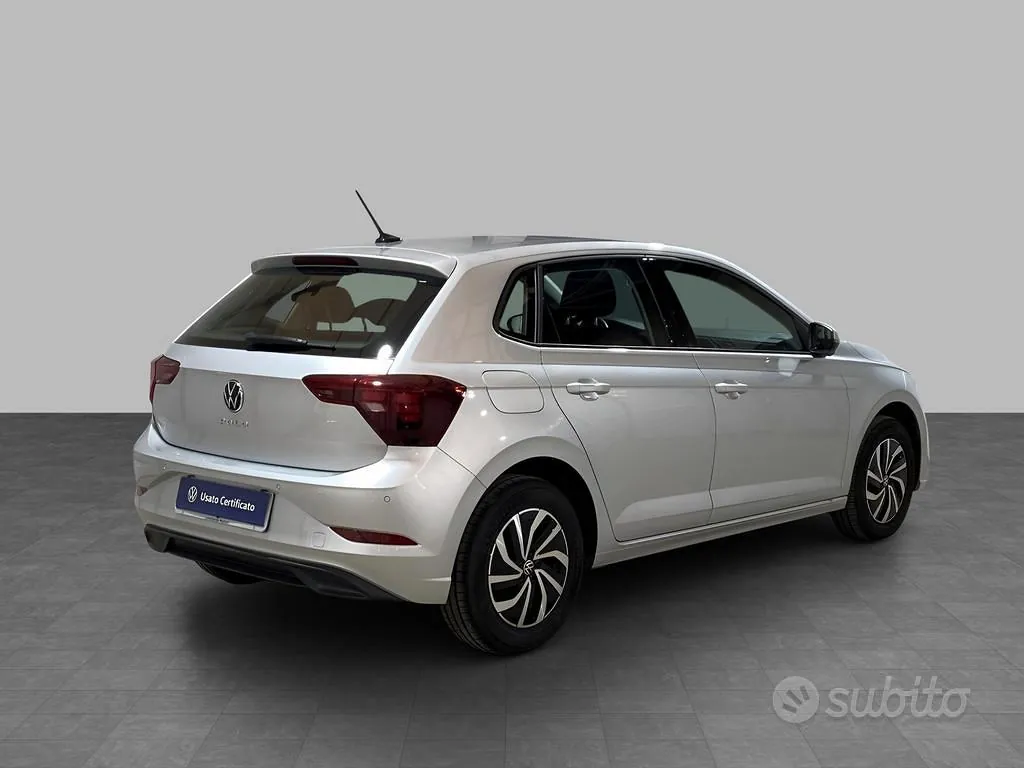 Volkswagen Polo 2023 photo 2