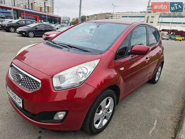 Kia Venga 2010 photo 3