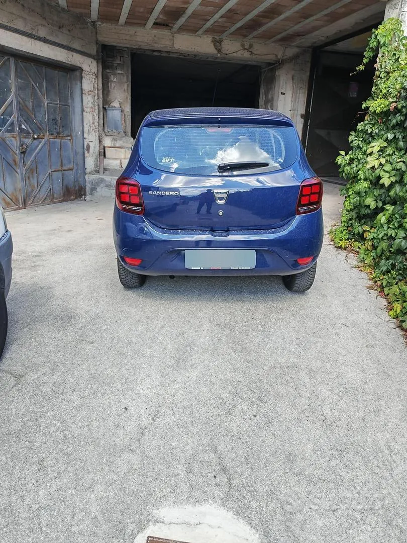 Dacia Sandero 2018 photo 2