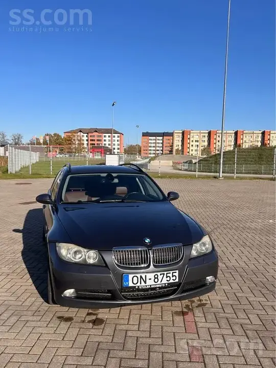 BMW 325 2007 photo 4