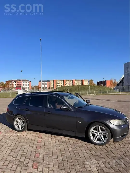 BMW 325
