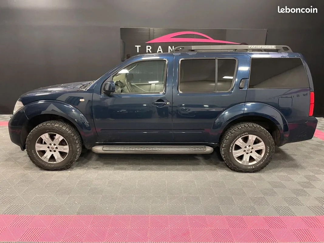 Nissan Pathfinder 2006 photo 2