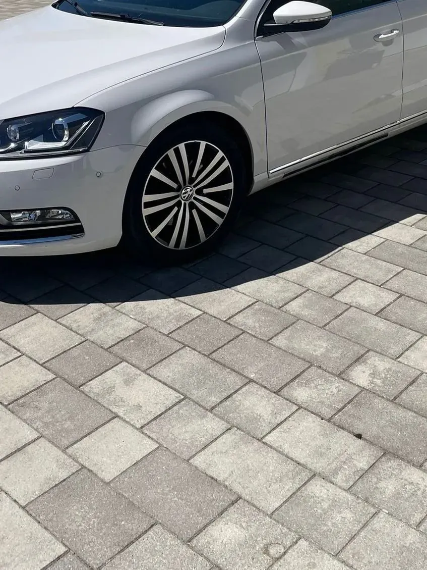 Volkswagen Volkswagen Cc 2011 photo 3