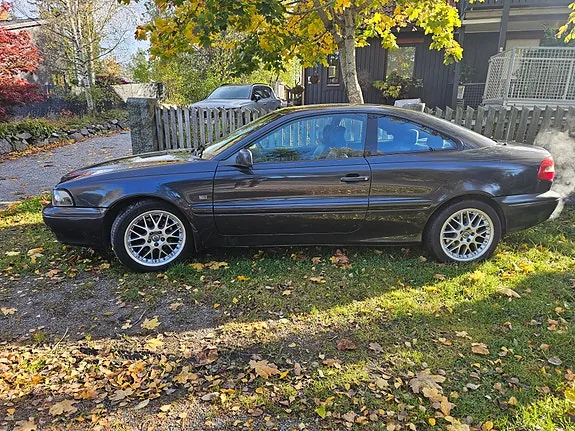 Volvo C70 1999 photo 2