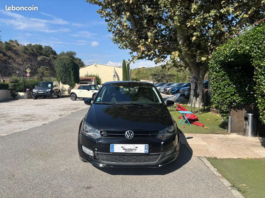 Volkswagen Polo 2012 photo 3