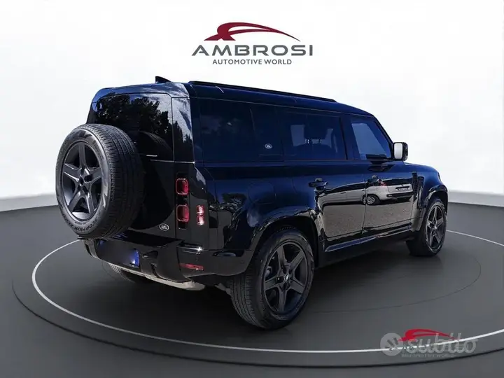 Land Rover Defender 2023 photo 3