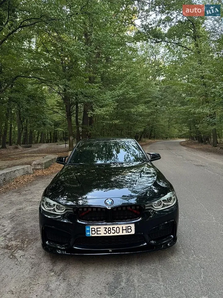 BMW 3 Series 2012 photo 4