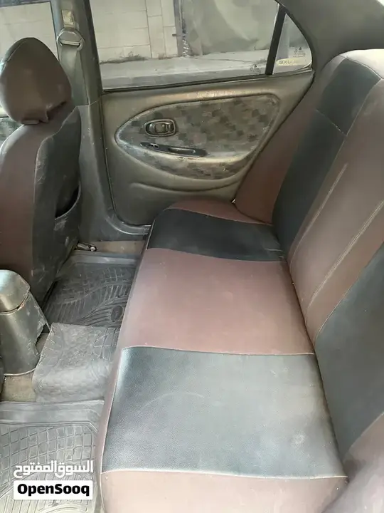 Hyundai Avante 1995 photo 4
