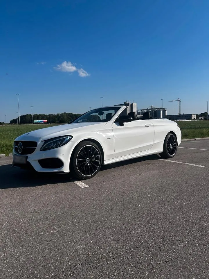 Mercedes-Benz C400