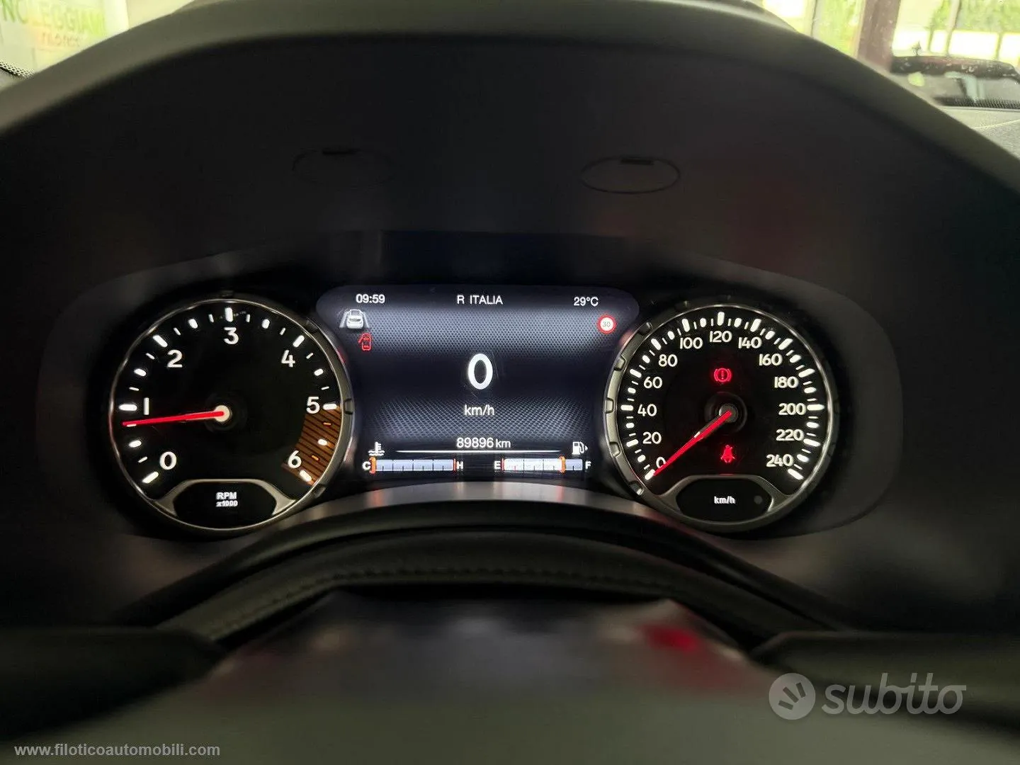 Jeep Renegade 2023 photo 4