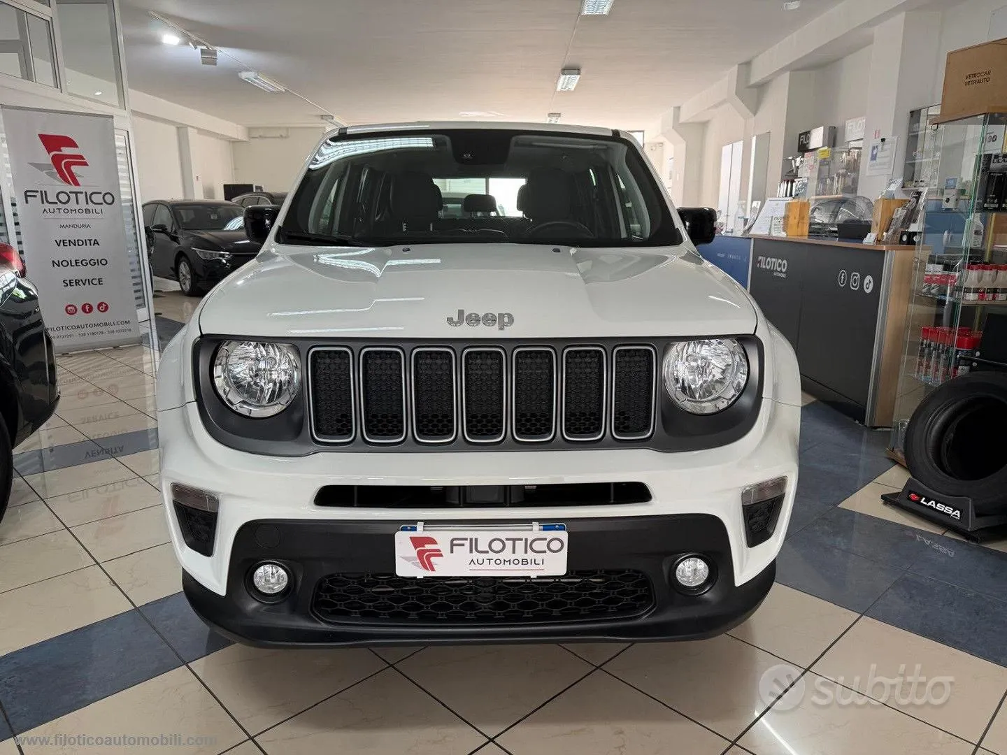 Jeep Renegade 2023 photo 2