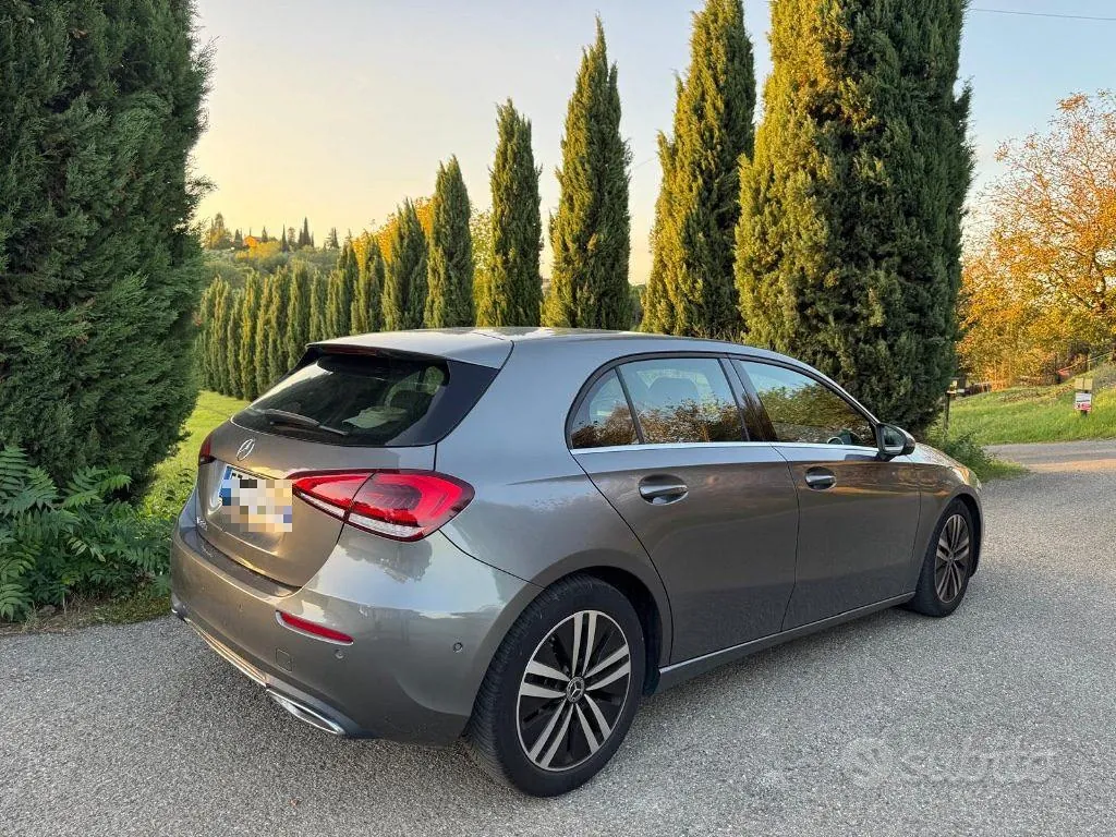 Mercedes-Benz A 180