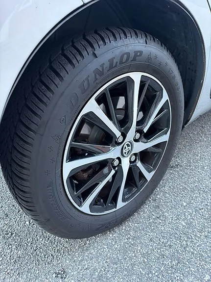 Toyota Yaris 2017 photo 3