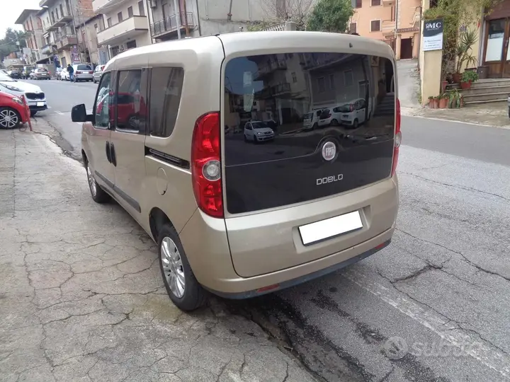 Fiat Doblò 2011 photo 5