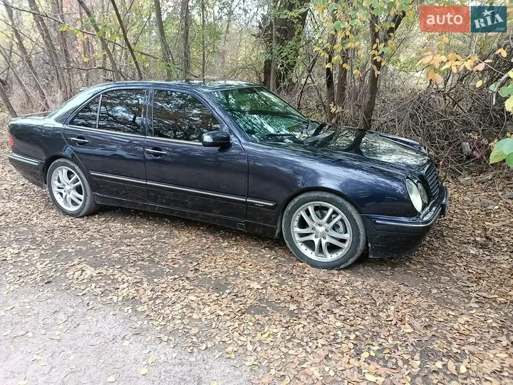 Mercedes-Benz E-Class 1999 photo 4