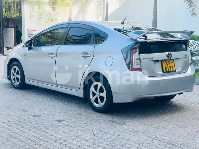 Toyota Prius 2012 photo 4