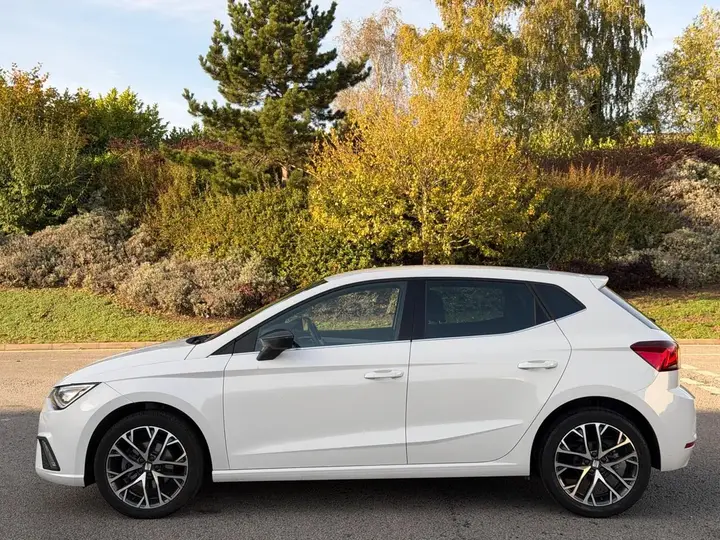 Seat Ibiza 2024 photo 4