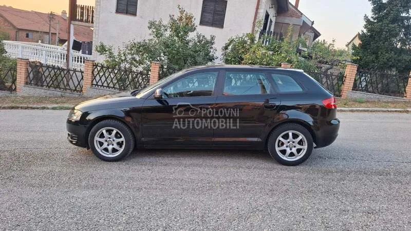 Audi A3 2010 photo 5