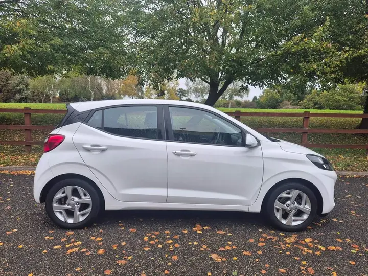 Hyundai I10 2023 photo 4
