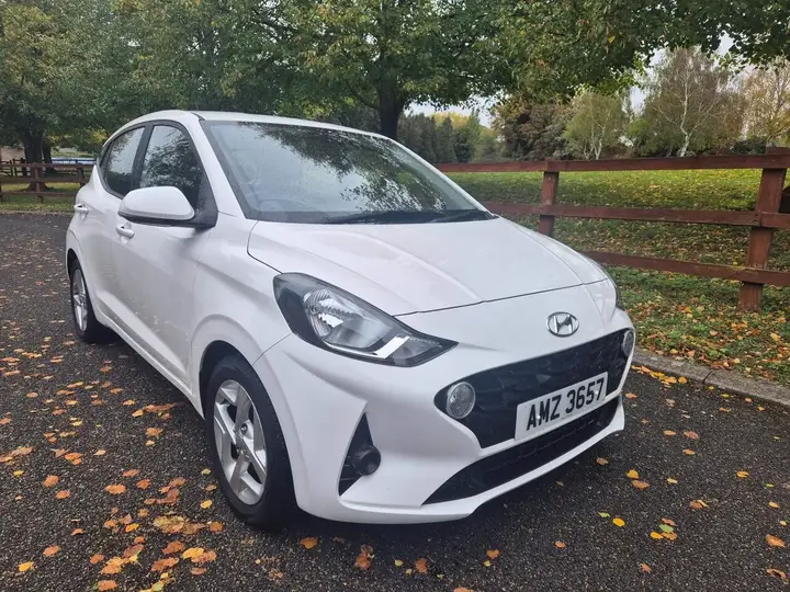 Hyundai I10 2023 photo 2