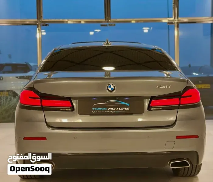 BMW 5 Series 2023 photo 4
