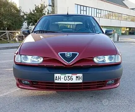 Alfa Romeo 146 1995 photo 2