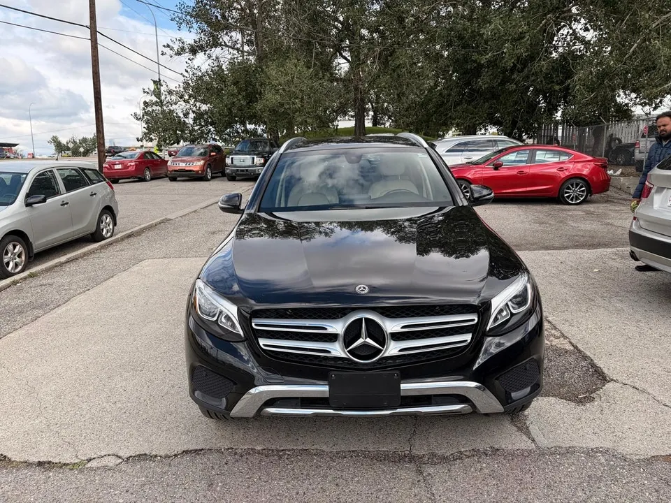 Mercedes-Benz Glc 2018 photo 2