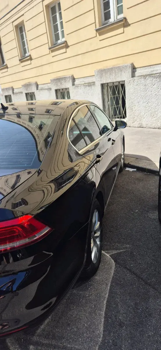Volkswagen Passat 2016 photo 2