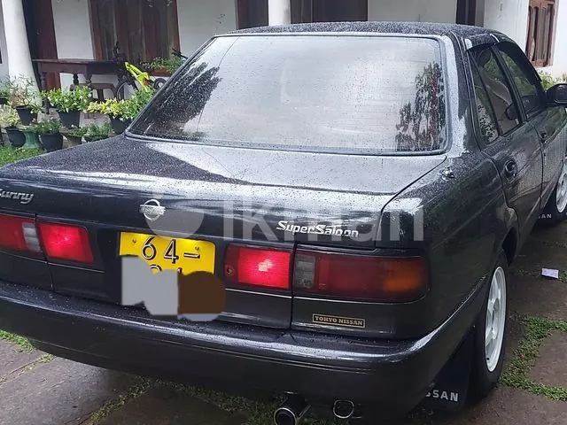 Nissan Sunny 1991 photo 2