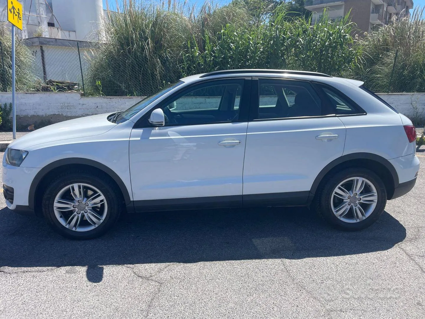 Audi Q3 2012 photo 5