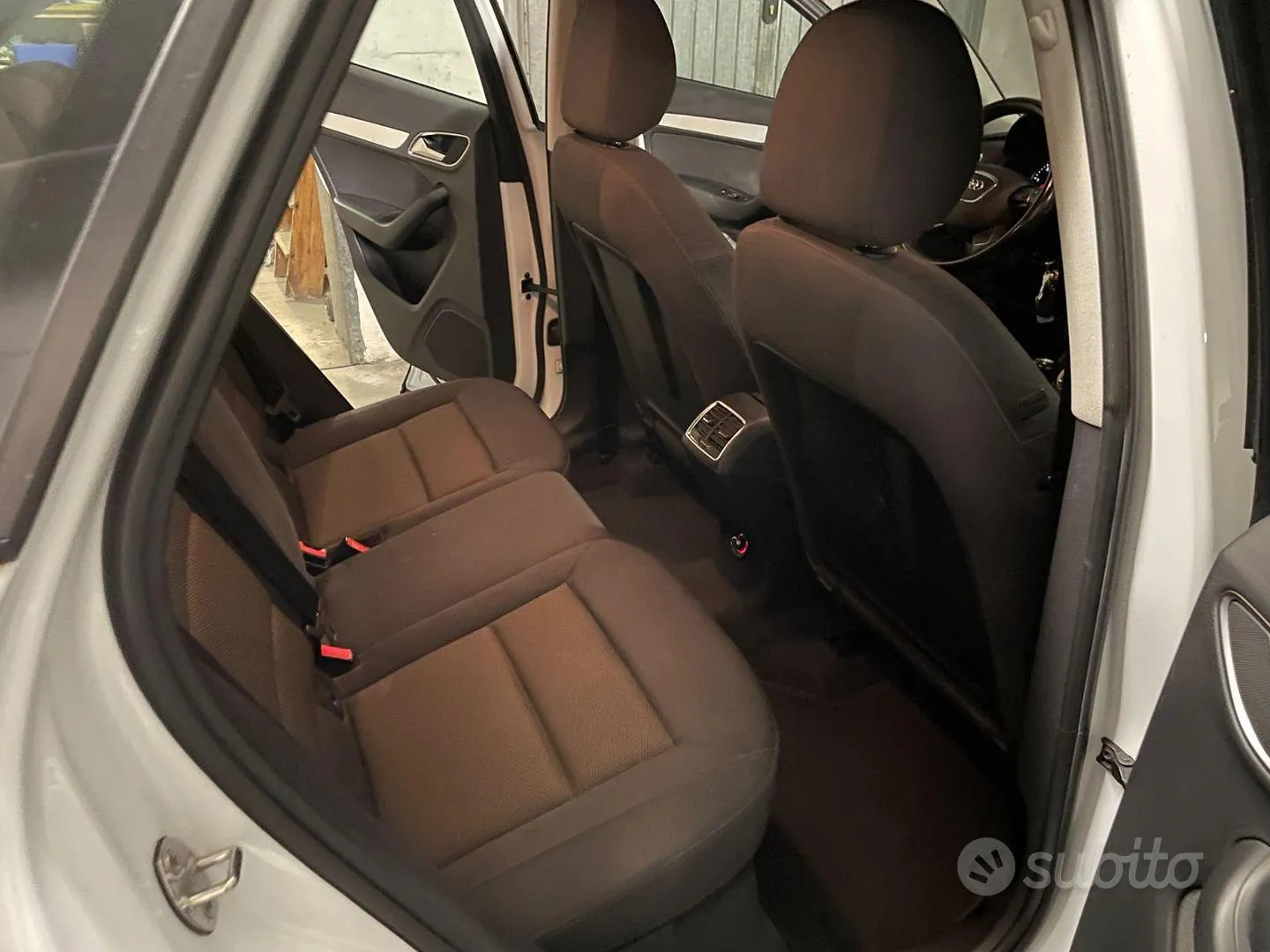 Audi Q3 2012 photo 3