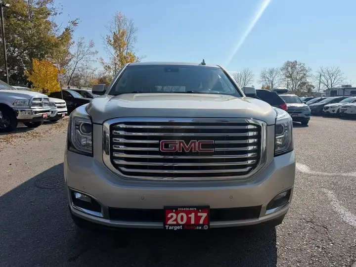 GMC Yukon Xl 2017 photo 2